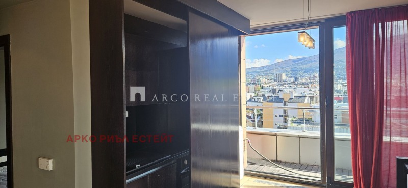 In vendita  2 camere da letto Sofia , Krastova vada , 162 mq | 29376293
