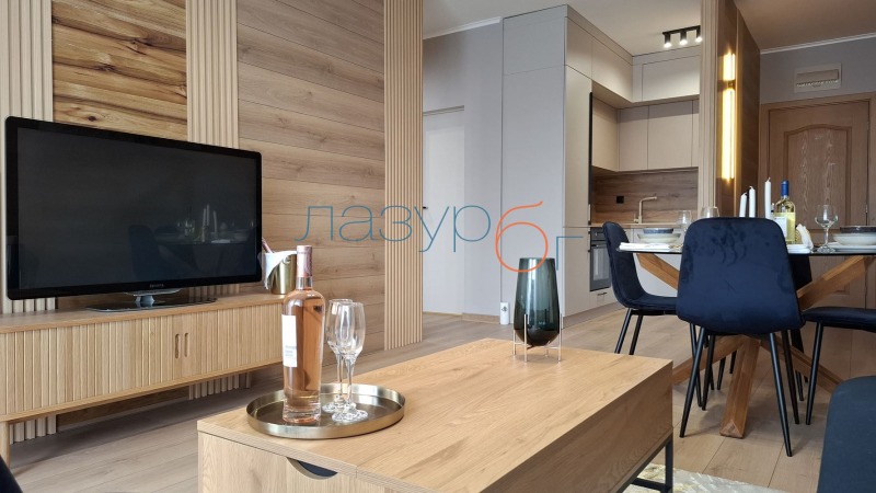 Продава  3-стаен област Бургас , к.к. Слънчев бряг , 122 кв.м | 89724750