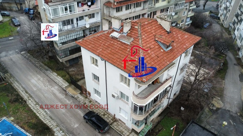 Продава ЕТАЖ ОТ КЪЩА, гр. Шумен, Математическа гимназия, снимка 2 - Етаж от къща - 53388536