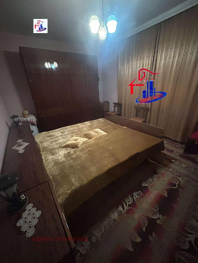 Продава ЕТАЖ ОТ КЪЩА, гр. Шумен, Математическа гимназия, снимка 5 - Етаж от къща - 53388536