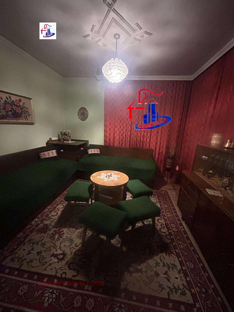 Продава ЕТАЖ ОТ КЪЩА, гр. Шумен, Математическа гимназия