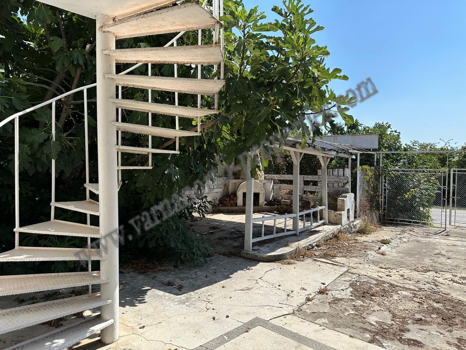 Продава КЪЩА, гр. Балчик, област Добрич, снимка 5 - Къщи - 53732150