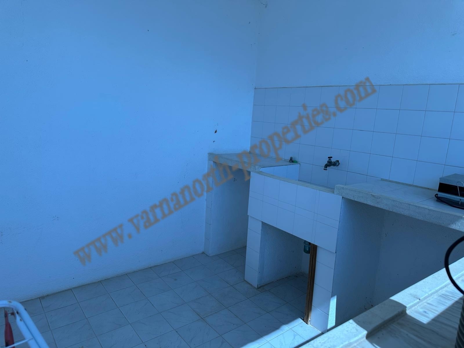 Продава КЪЩА, гр. Балчик, област Добрич, снимка 6 - Къщи - 53732150