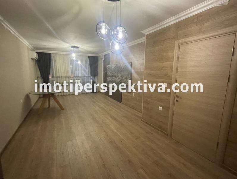 Продава 2-СТАЕН, гр. Пловдив, Кючук Париж, снимка 6 - Aпартаменти - 48572509