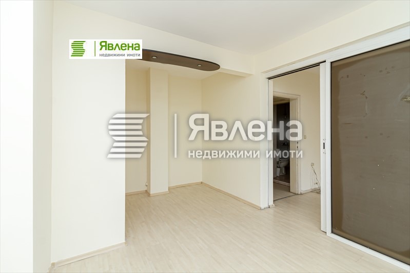 Продава 3-СТАЕН, гр. София, Център, снимка 8 - Aпартаменти - 47808329