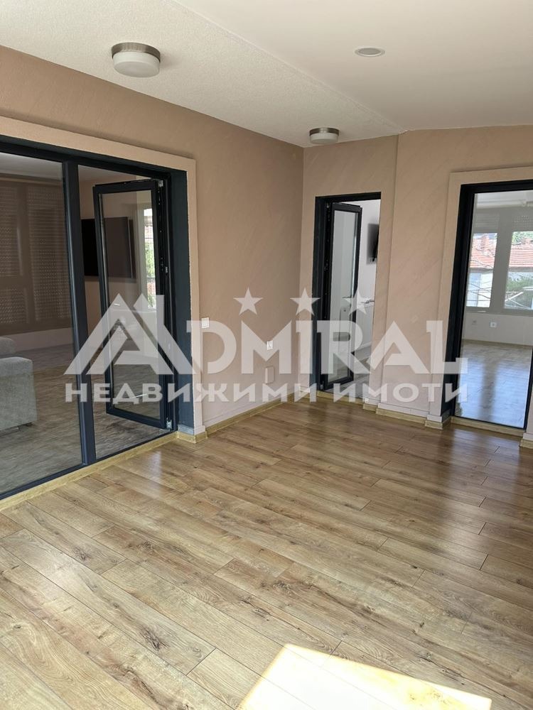 Продава  3-стаен град Сливен , Център , 100 кв.м | 54360801 - изображение [4]