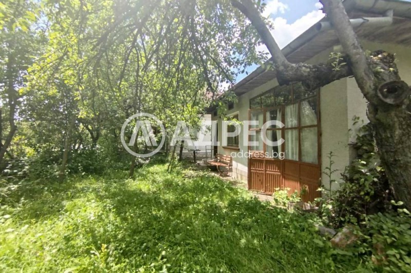 De vânzare  Casa regiunea Sofia , Djurovo , 152 mp | 34807336 - imagine [2]