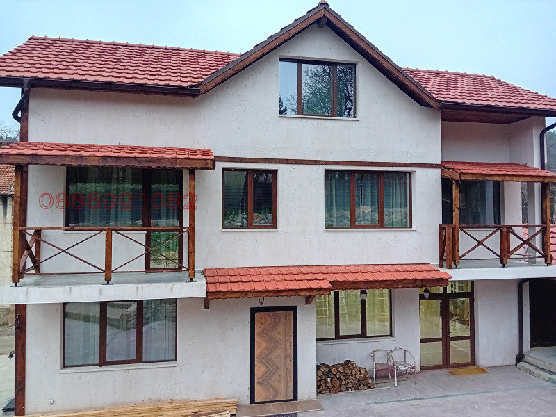 Продава КЪЩА, с. Сливек, област Ловеч