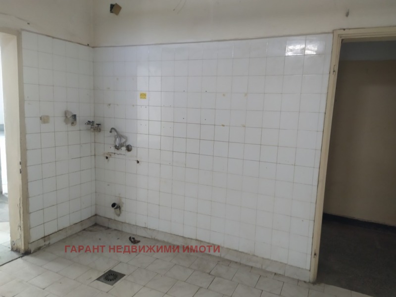 Продава МАГАЗИН, гр. Габрово, Дядо Дянко, снимка 5 - Магазини - 52151795