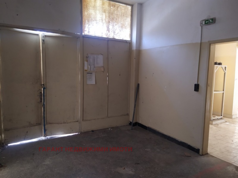 Продава МАГАЗИН, гр. Габрово, Дядо Дянко, снимка 4 - Магазини - 52151795