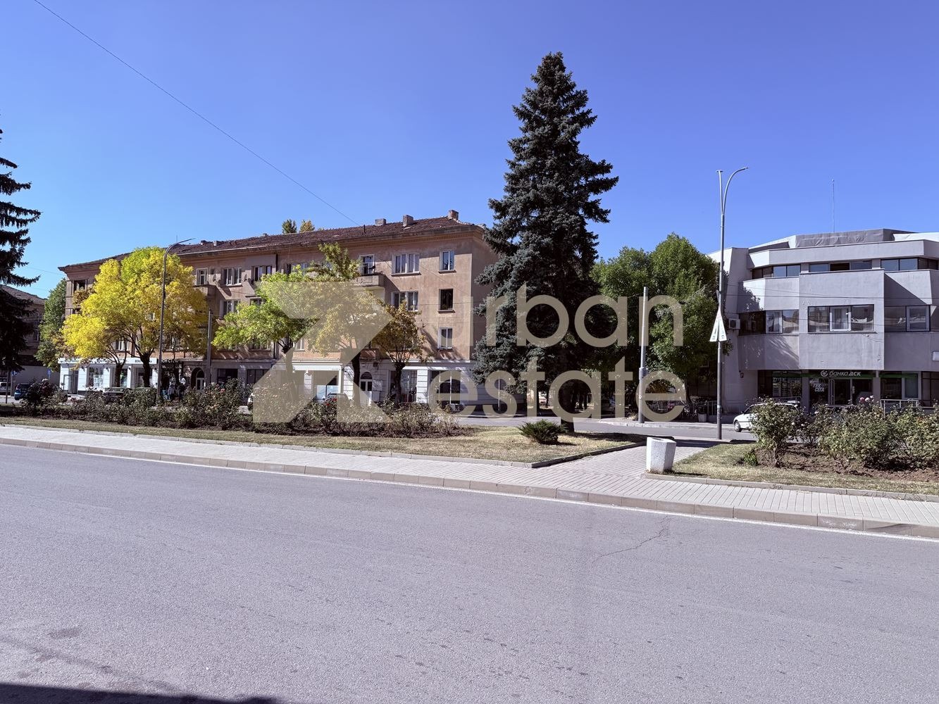 Продава 3-СТАЕН, гр. Перник, Изток, снимка 2 - Апартаменти - 56394248