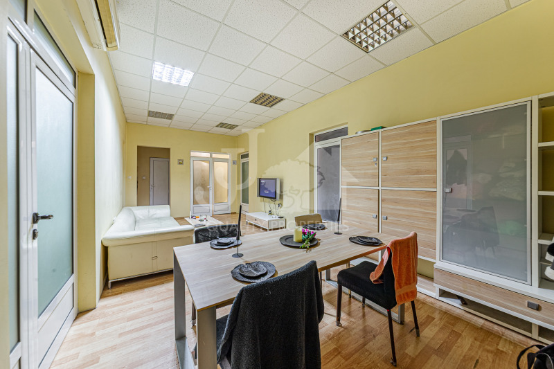 Продава МНОГОСТАЕН в град София, Център - 154 кв.м / 529 000 € » 1 034 634.07 лв., ДЖЕЙ И ДЖЕЙ КОРПОРЕЙШЪН ООД