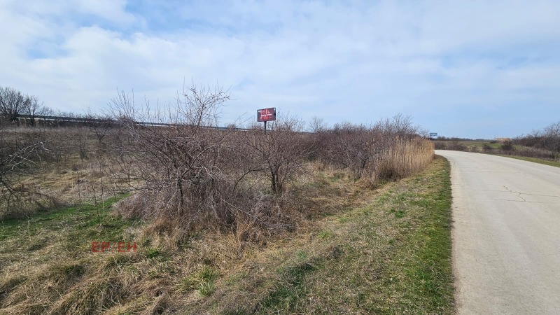 Продава ПАРЦЕЛ в област Шумен, гр. Каспичан - 5582 кв.м / 145 132 € » 283 853.52 лв., ЕР/ЕН