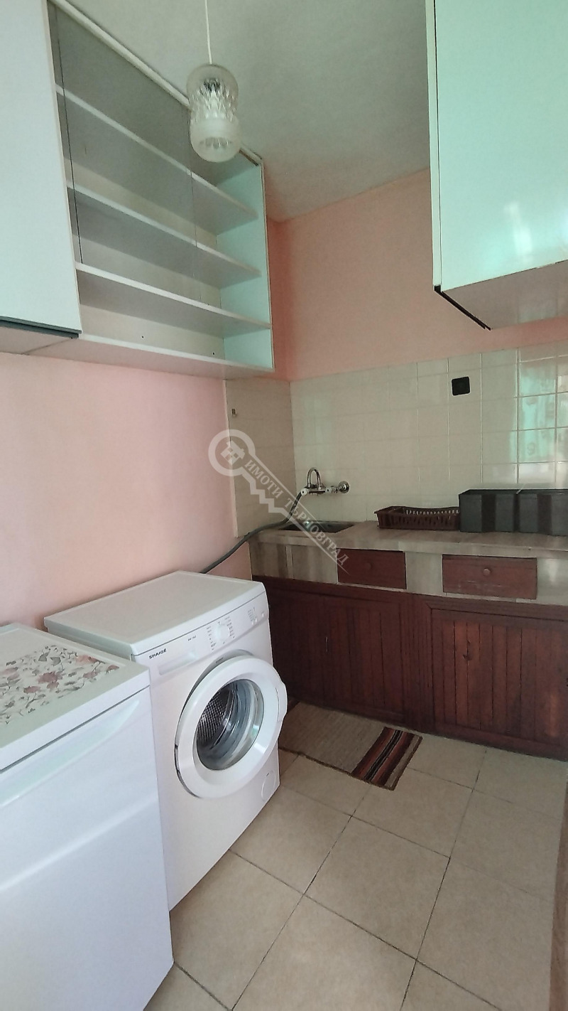 Продава 2-СТАЕН, гр. Велико Търново, Колю Фичето, снимка 3 - Апартаменти - 52690803