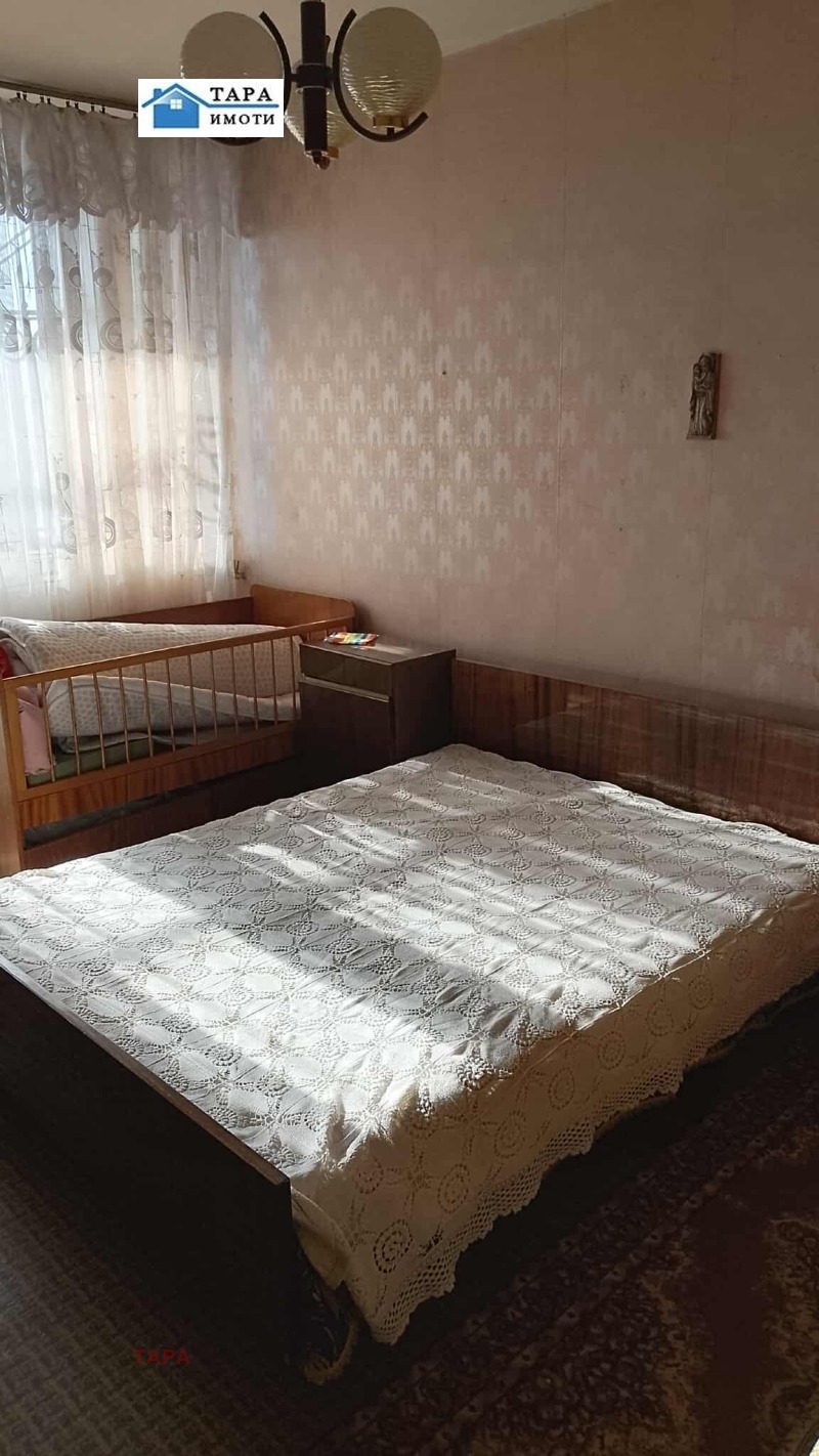 Продава 2-СТАЕН, гр. Монтана, Пъстрина, снимка 2 - Апартаменти - 52708597