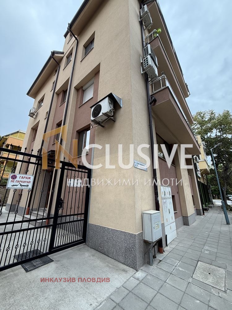 Продава  Ателие, таван град Пловдив , Кючук Париж , 25 кв.м | 86672503