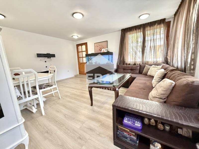 Продава КЪЩА, гр. Варна, Трошево, снимка 6 - Къщи - 52687752