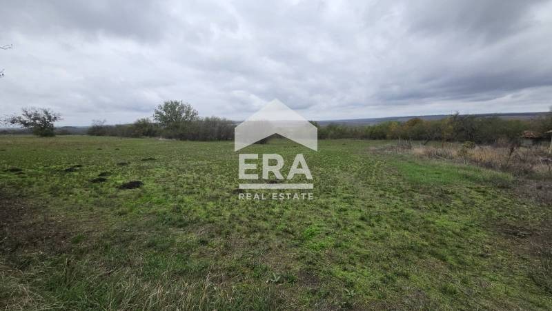 Продава ПАРЦЕЛ, с. Страхил, област Варна, снимка 2 - Парцели - 55282108
