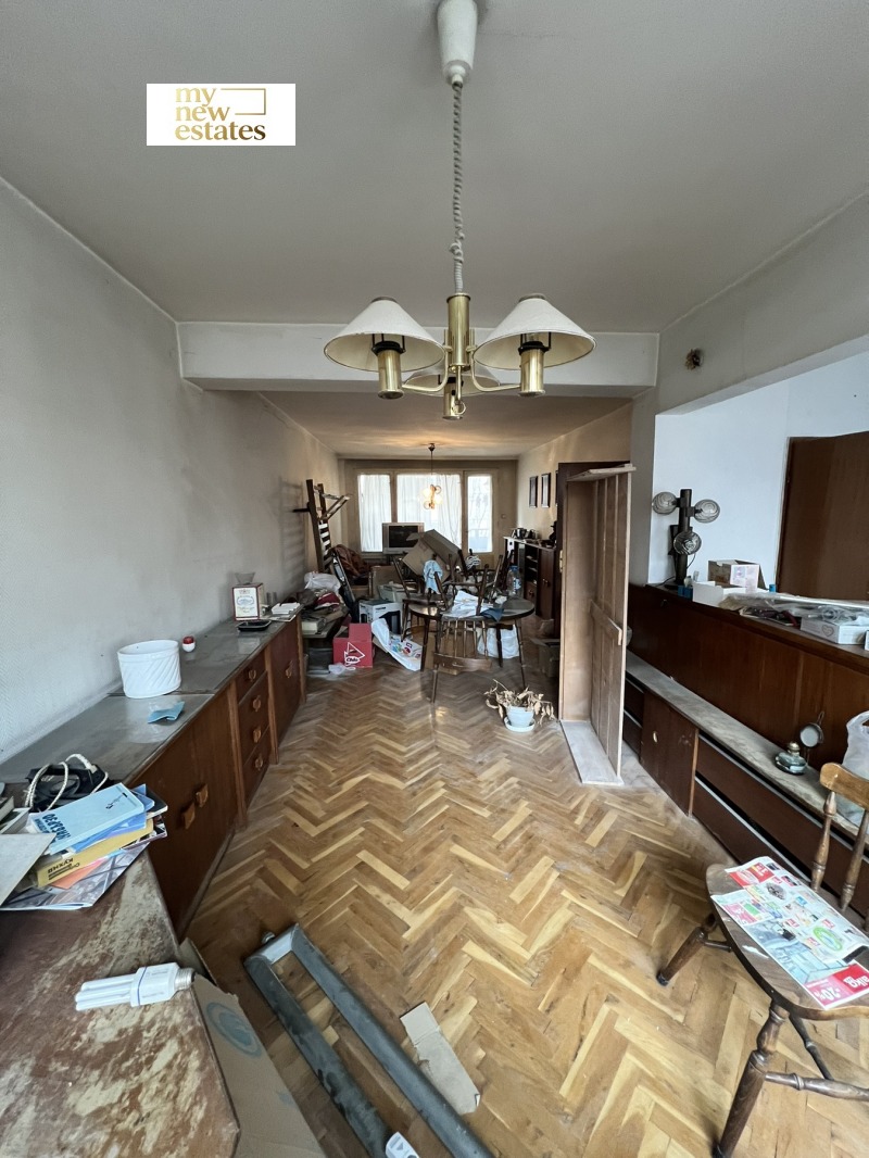 Продава 3-СТАЕН, гр. София, Лагера, снимка 4 - Апартаменти - 53122101