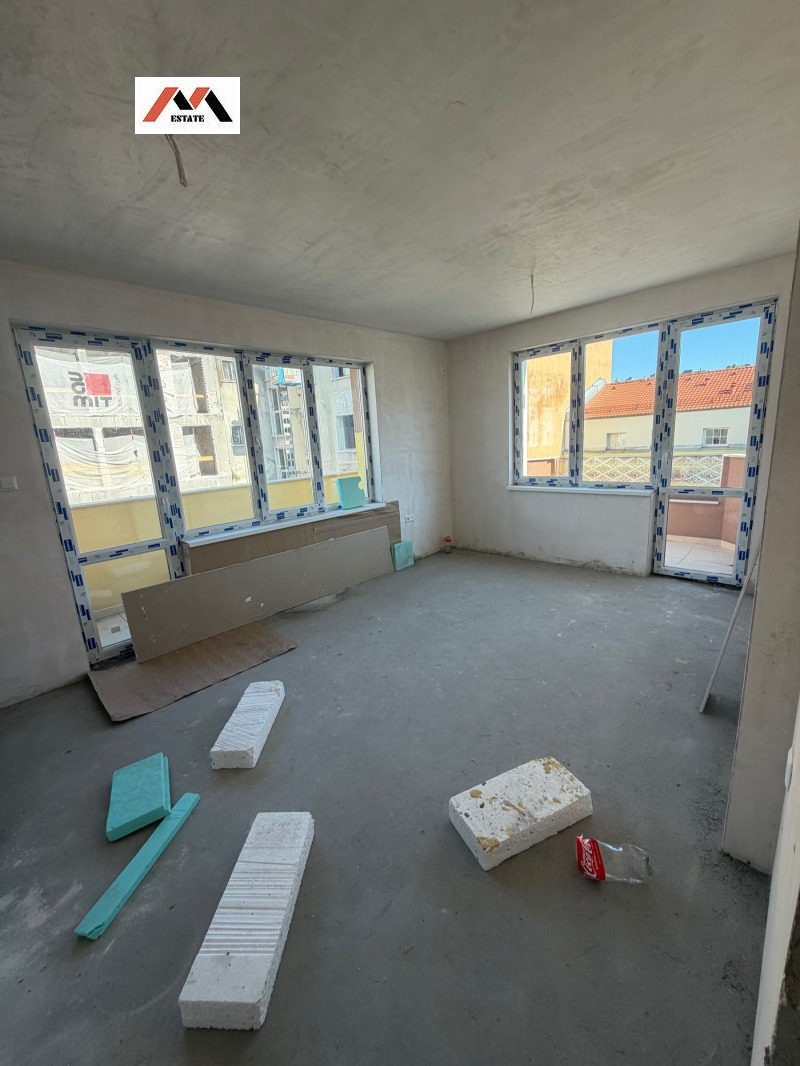 Продава 4-СТАЕН, гр. Стара Загора, Център, снимка 2 - Апартаменти - 53597519