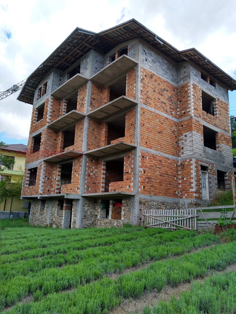 Продава КЪЩА, с. Кутела, област Смолян