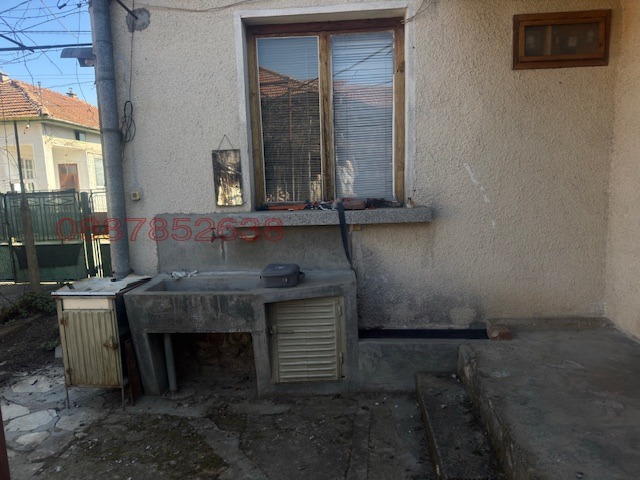 Продава КЪЩА, с. Литаково, област София област, снимка 2 - Къщи - 53850829