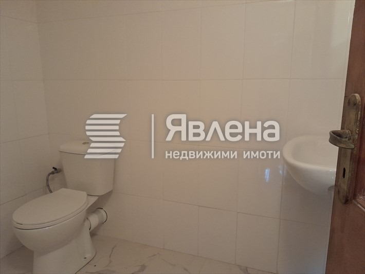 Продава КЪЩА, с. Малки Воден, област Хасково, снимка 13 - Къщи - 54952225