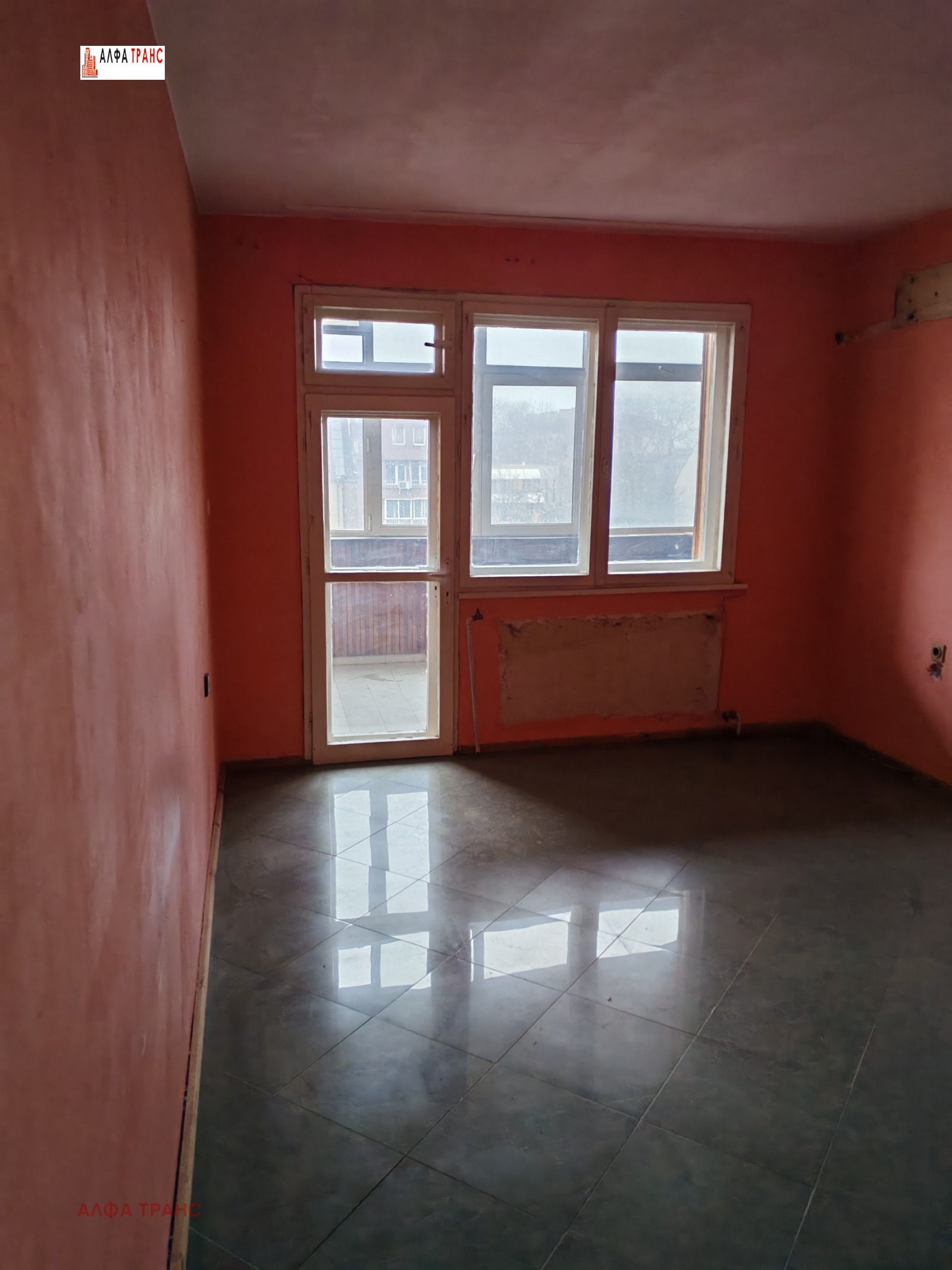 Продава 3-СТАЕН, гр. Варна, Център, снимка 2 - Апартаменти - 51077837
