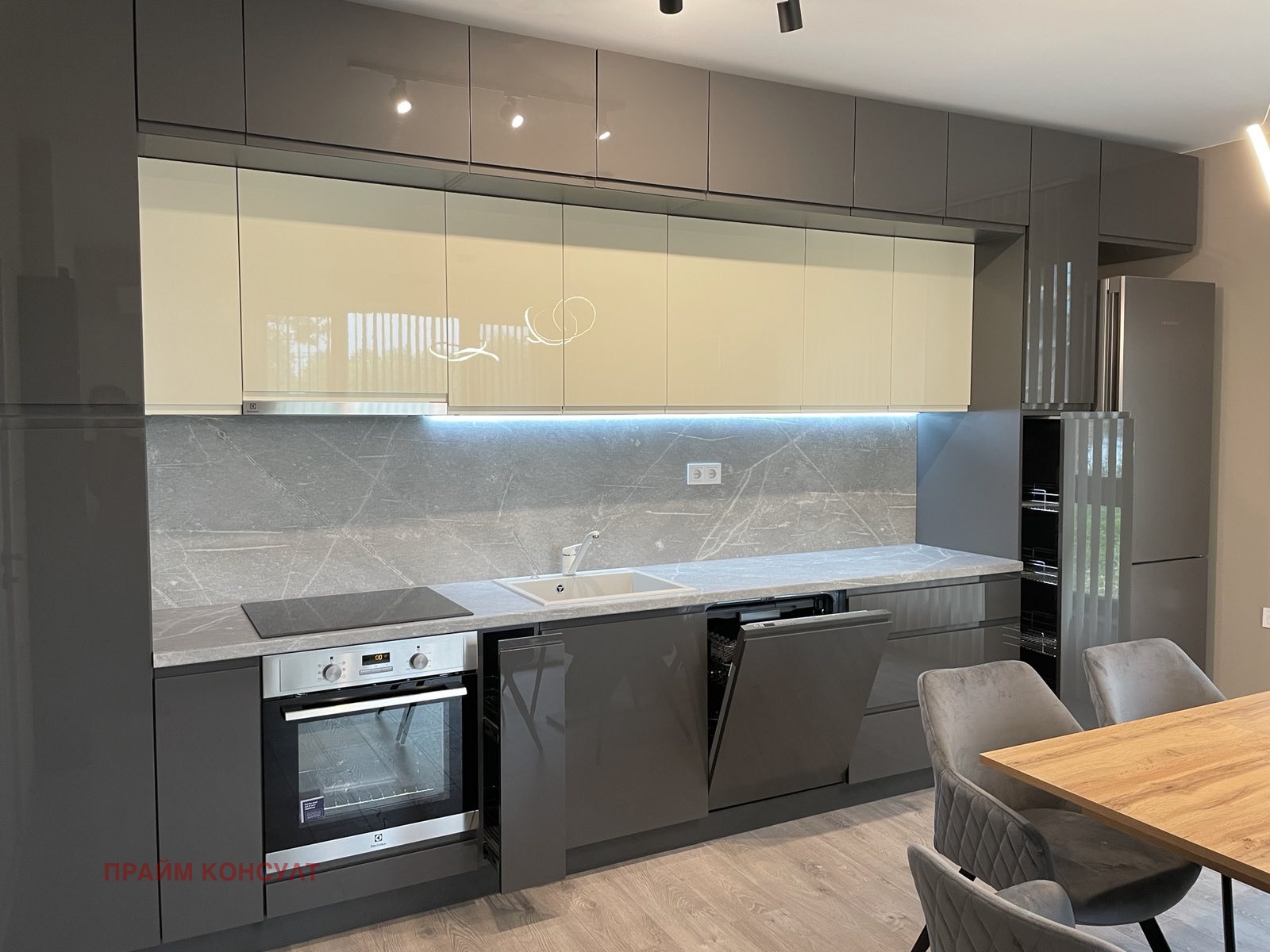 Продава 2-СТАЕН, гр. Пловдив, Христо Смирненски, снимка 2 - Апартаменти - 53677943