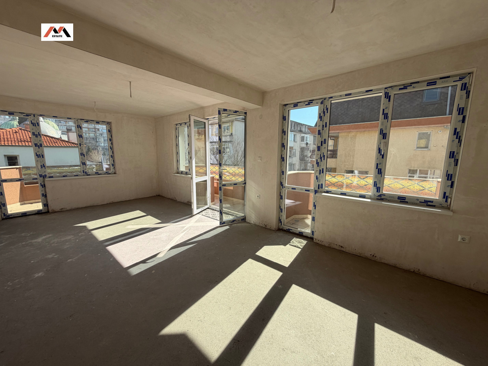 Продава 4-СТАЕН, гр. Стара Загора, Център, снимка 2 - Апартаменти - 54153066