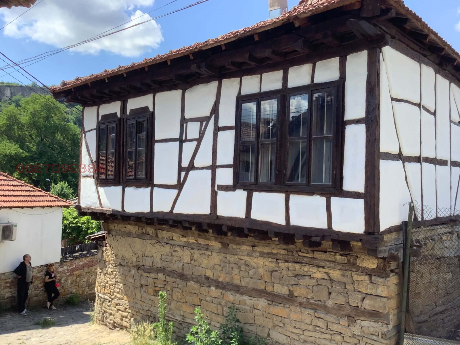 Продава КЪЩА, гр. Ловеч, Вароша, снимка 2 - Къщи - 55752290