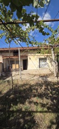 Продава КЪЩА, с. Каравелово, област Пловдив, снимка 2