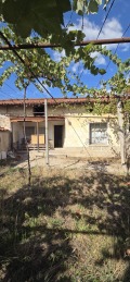 Продава КЪЩА, област Пловдив, с. Каравелово • 42000 € • 37357848 1