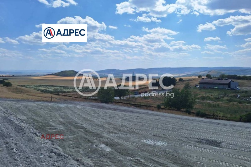 Продава ПАРЦЕЛ в област Варна, с. Кипра - 800 кв.м / 33 000 € » 64 542.39 лв., АДРЕС