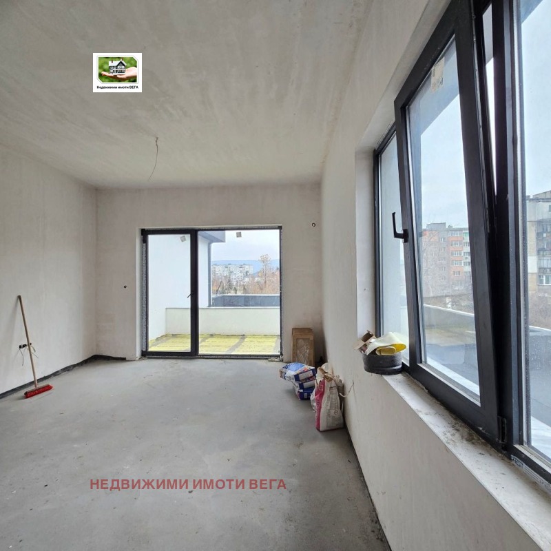 Продава  2-стаен област Велико Търново , гр. Горна Оряховица , 66 кв.м | 51588722