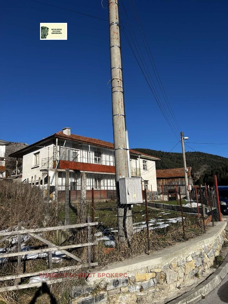 Till salu  Hus region Smolyan , Jagodina , 104 kvm | 33978579 - bild [9]