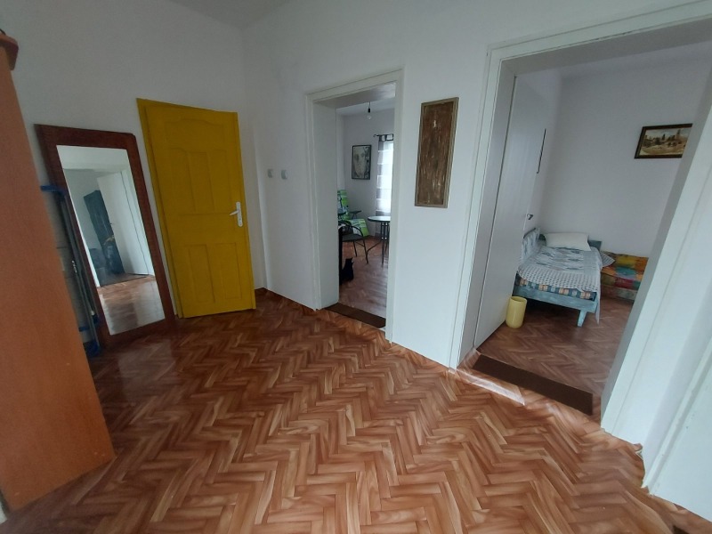 Продава КЪЩА, с. Крушево, област Пловдив, снимка 8 - Къщи - 52629382