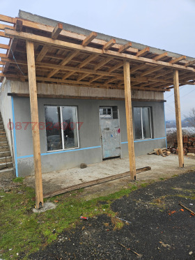 МАГАЗИН, 123 m2