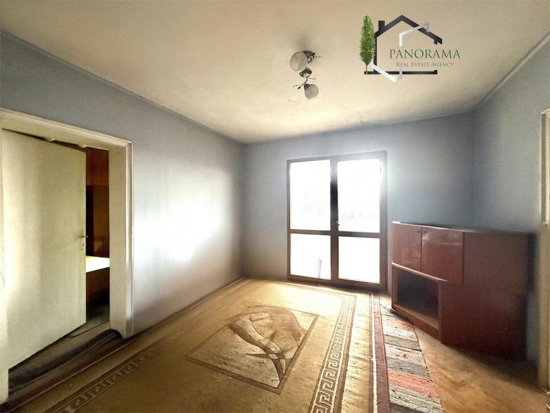 Продава ЕТАЖ ОТ КЪЩА, гр. Велики Преслав, област Шумен