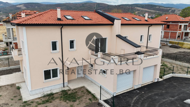 De vânzare  Casa regiunea Plovdiv , Pârveneț , 291 mp | 58998528