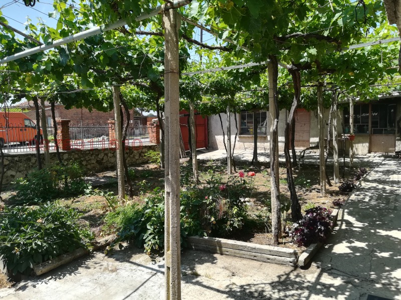 Продава КЪЩА, гр. Шивачево, област Сливен, снимка 2 - Къщи - 52785746