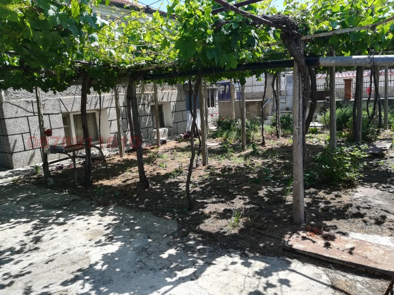 Продава КЪЩА, гр. Шивачево, област Сливен, снимка 3 - Къщи - 52785746