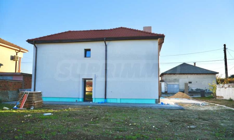 Продава КЪЩА, с. Трилистник, област Пловдив, снимка 7 - Къщи - 52464681