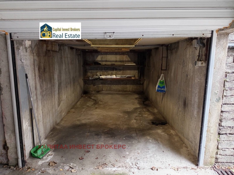 Продава ГАРАЖ, ПАРКОМЯСТО, гр. Варна, Окръжна болница-Генерали, снимка 5 - Гаражи и паркоместа - 52987826