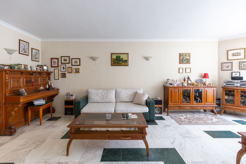 Продава 4-СТАЕН, гр. София, Белите брези, снимка 2 - Апартаменти - 50696177