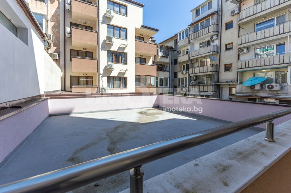 Продава 3-СТАЕН, гр. Варна, Лятно кино Тракия, снимка 11 - Апартаменти - 54531197