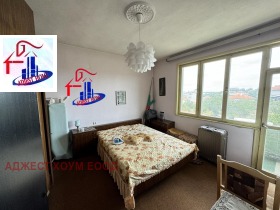 House Floor Veliki Preslav, region Shumen 5