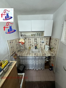 House Floor Veliki Preslav, region Shumen 10