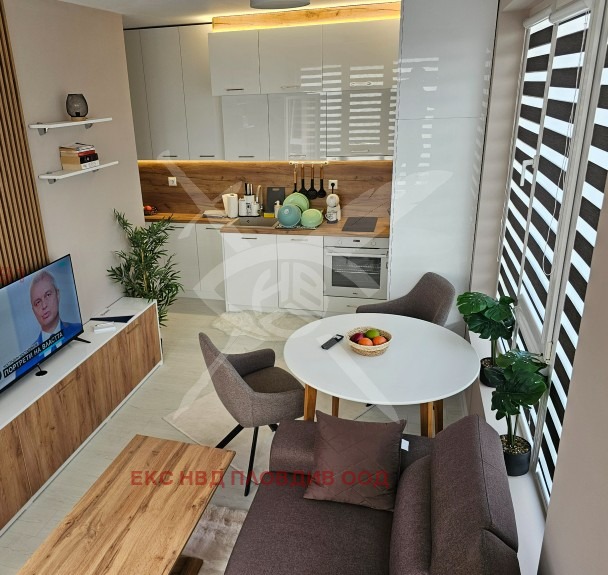 Продава 3-СТАЕН, гр. Пловдив, Христо Смирненски, снимка 2 - Апартаменти - 54260159