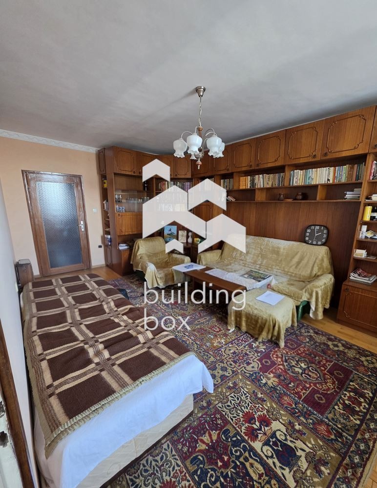 Продава 3-СТАЕН, гр. София, Полигона, снимка 3 - Апартаменти - 55784393